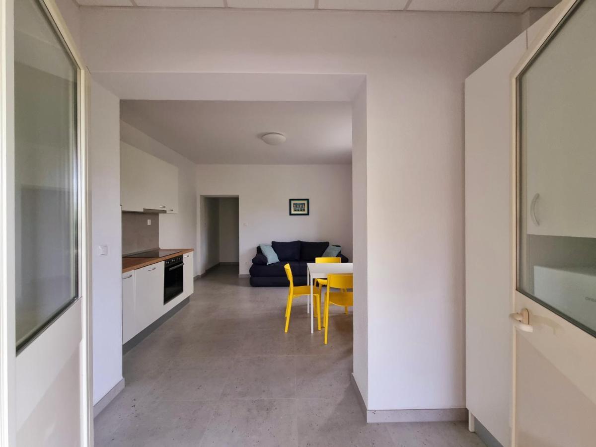 Apartments Iskra Duće Extérieur photo